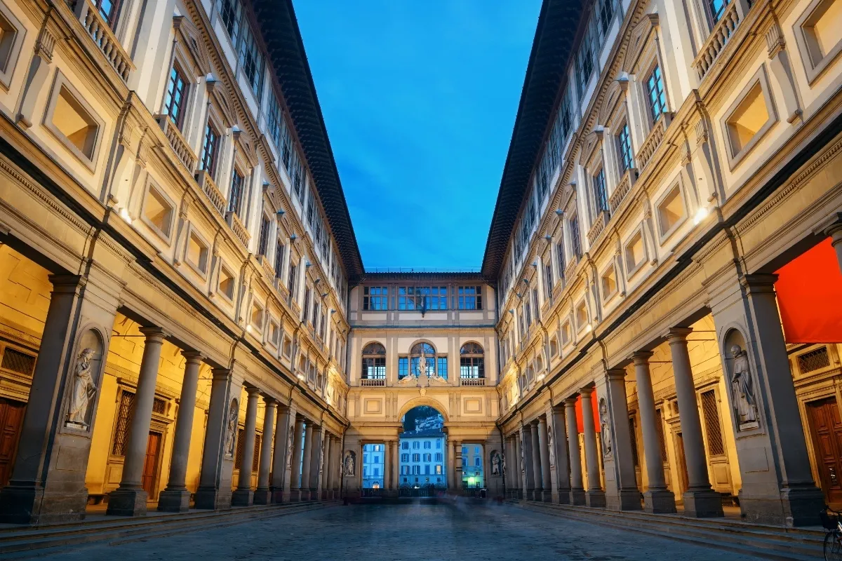Suursugune Uffizi galerii Itaalias - ReisiGuru.ee